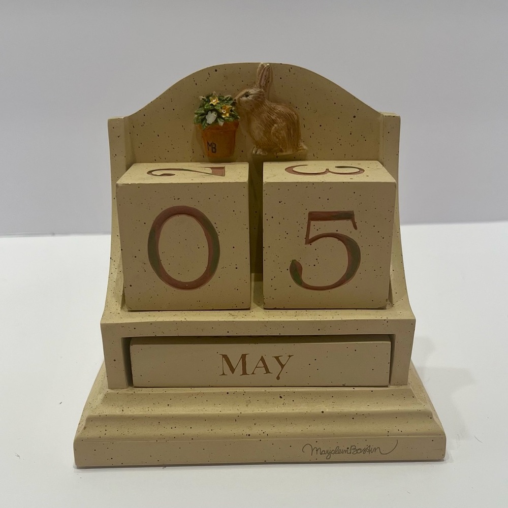 Vintage Wooden Perpetual Calendar with Rabbit Design